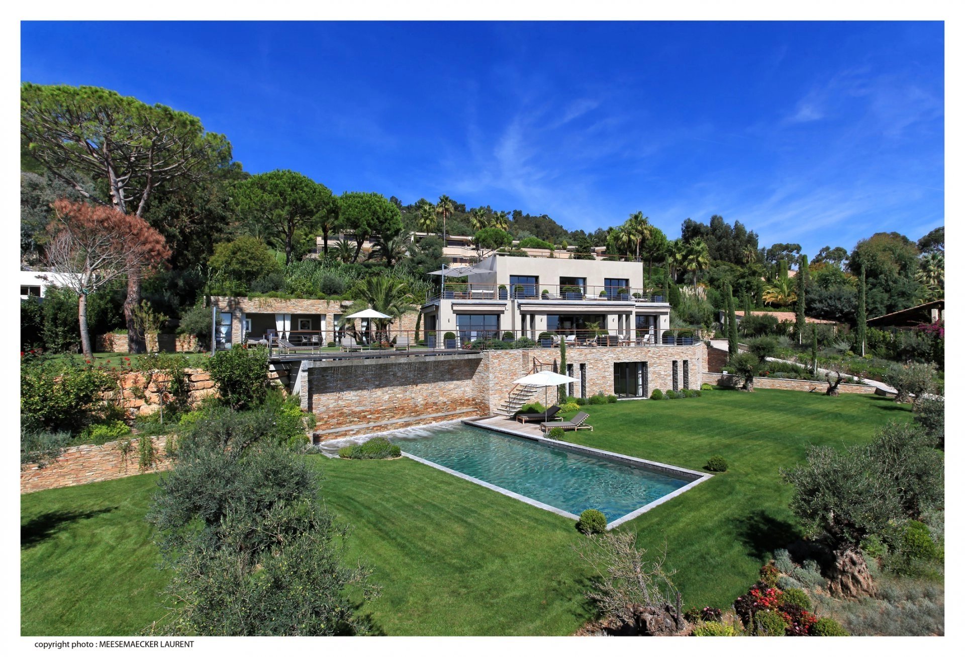 Cannes - Magnificent modern villa with sea view