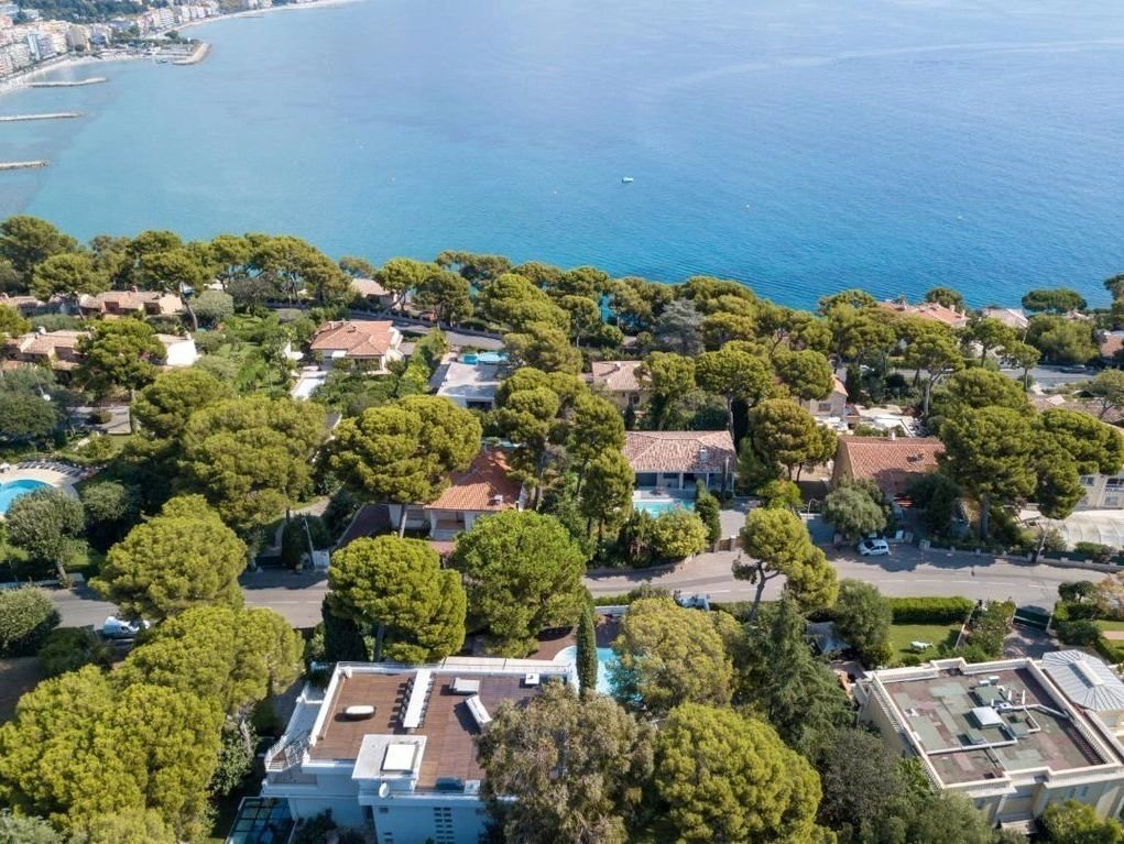 Cap Martin - Charming villa with sea view