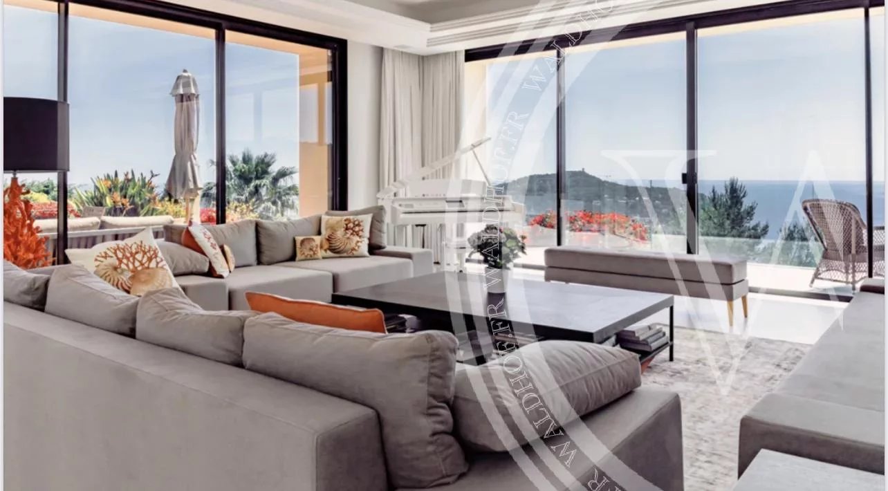 Propriété d'exception 7 chambres avec vue sur le Cap Ferrat
