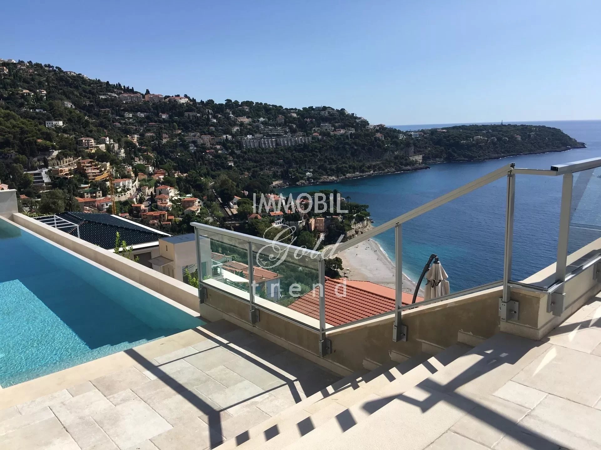 Real estate Roquebrune Cap Martin - For sale, villa composed of four apartments, with swimming pool and panoramic sea view, close to Monaco