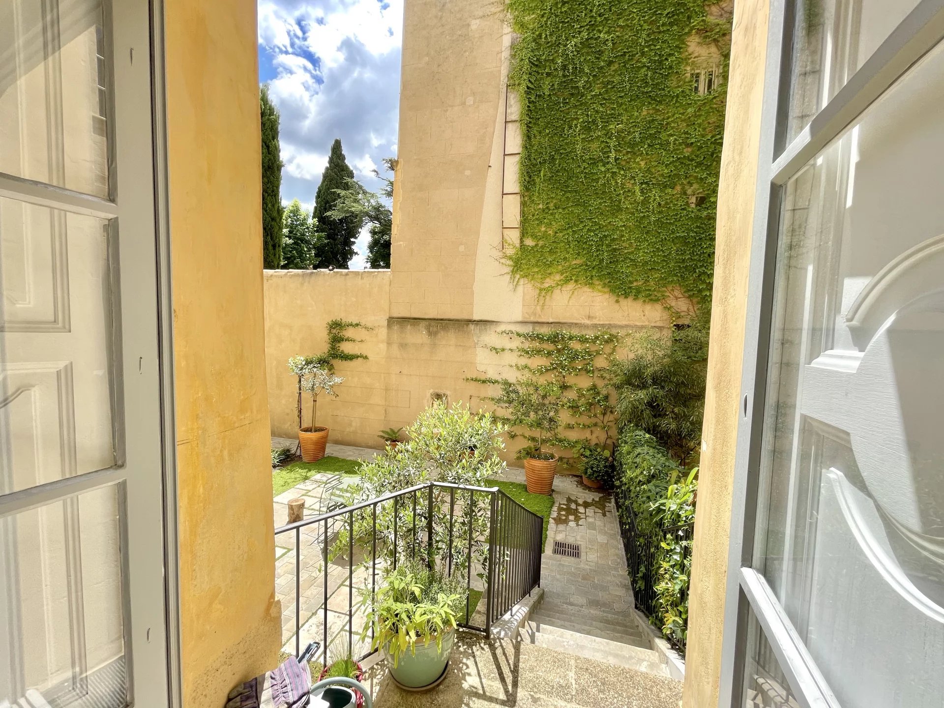 Appartement Noble et Jardin / Quartier Mazarin