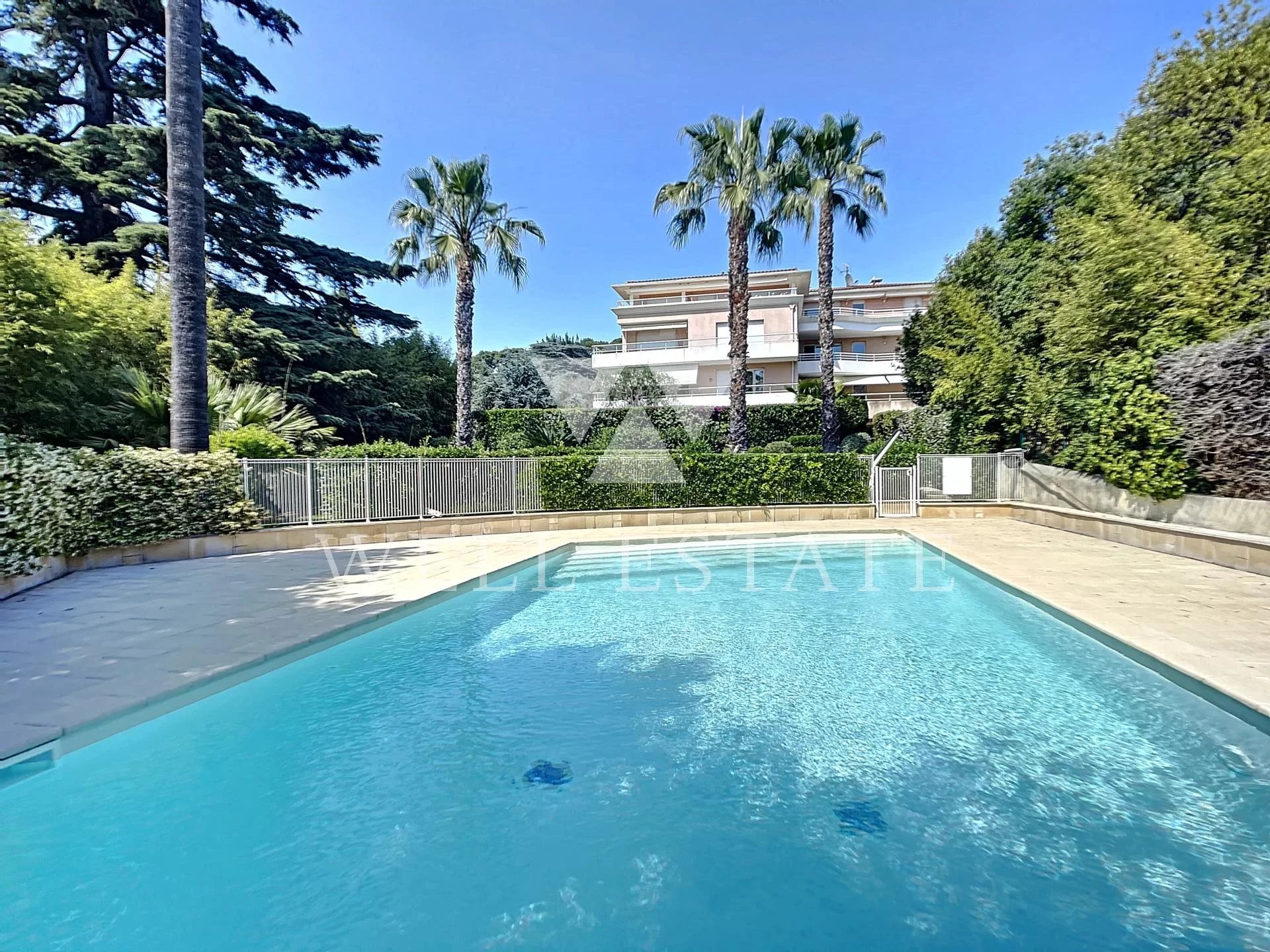 CANNES OXFORD NICE 3 BEDROOM APARTMENT 90M2 WITH SWIMMING POOL