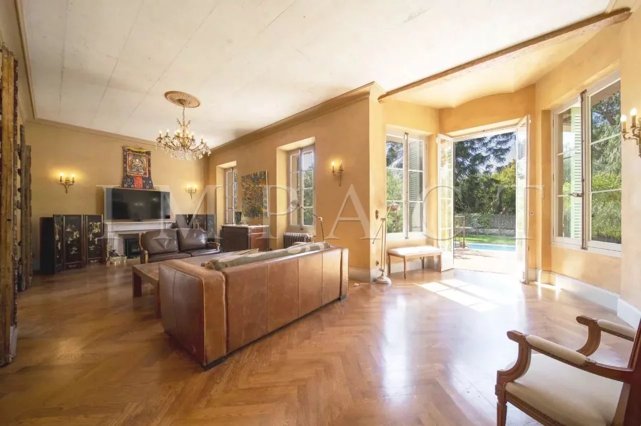 4 Bedrooms villa to rent in Cannes