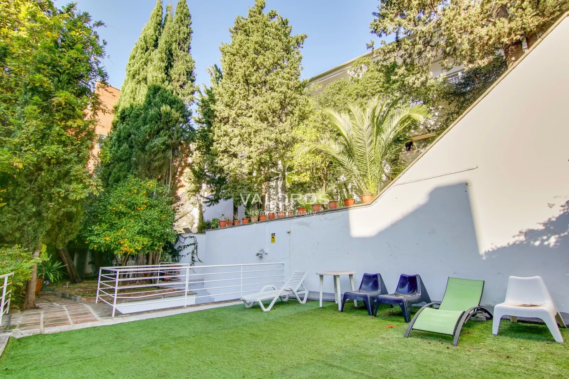 Barcelone - Gracia - Maison 567 m² avec jardin et piscine - Licence touristique - picture 13 title=