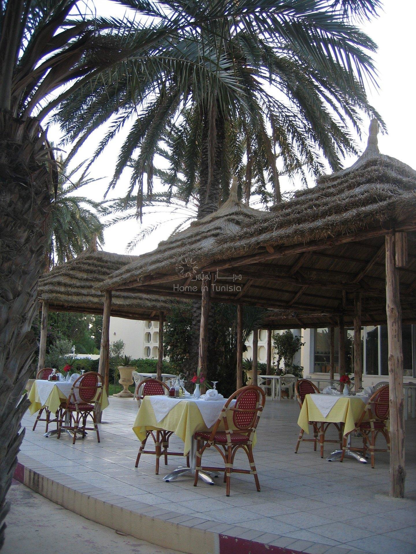 Hotel en plein coeur de Khezama Sousse les pieds dans l'eau
