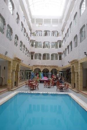 Hotel les pieds dans l'eau à Sousse ville