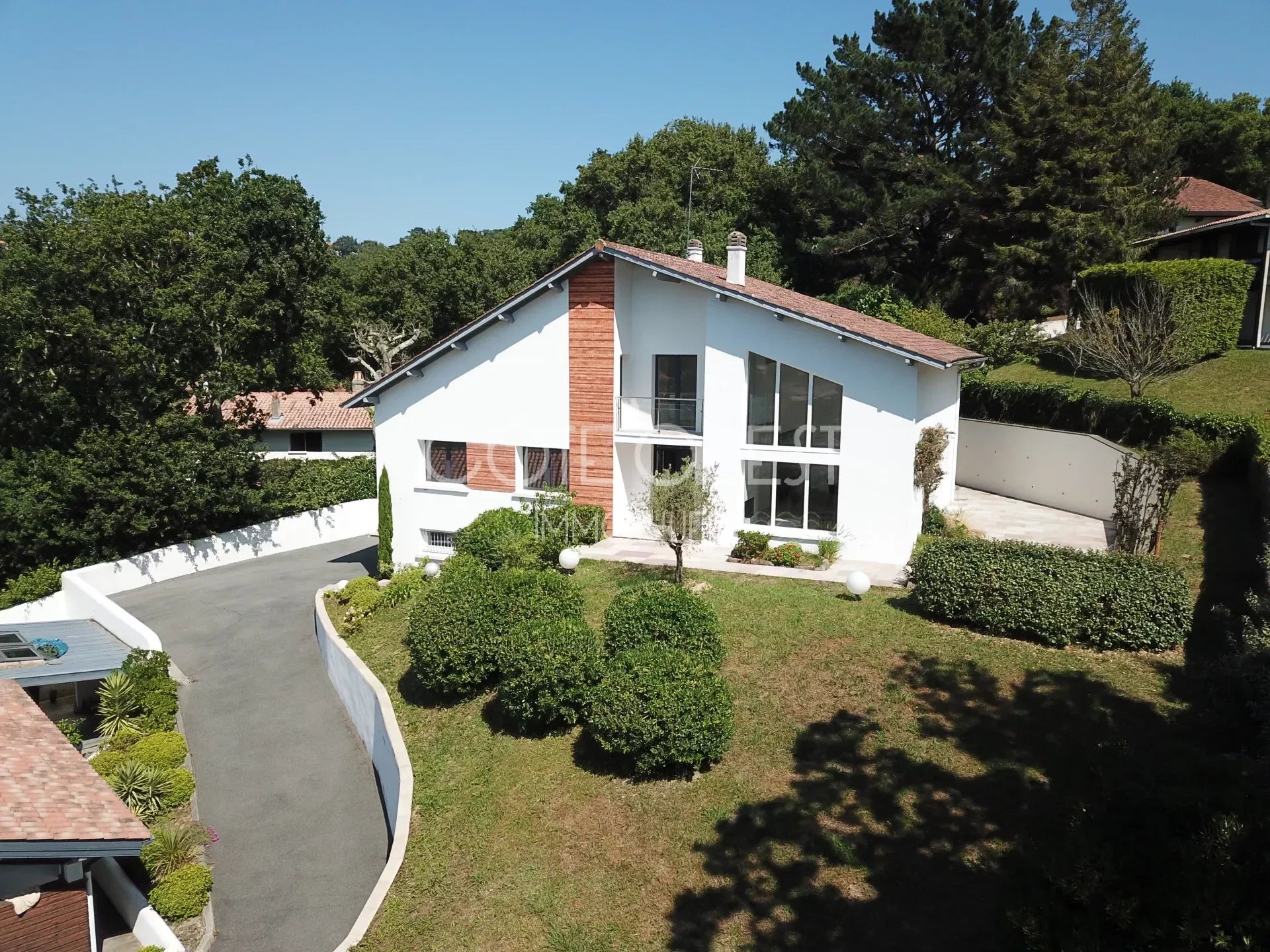 À VENDRE CIBOURE - MAISON D'ARCHITECTE