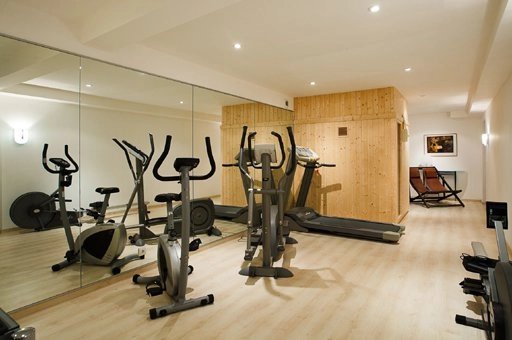 Exercise room Wooden floor