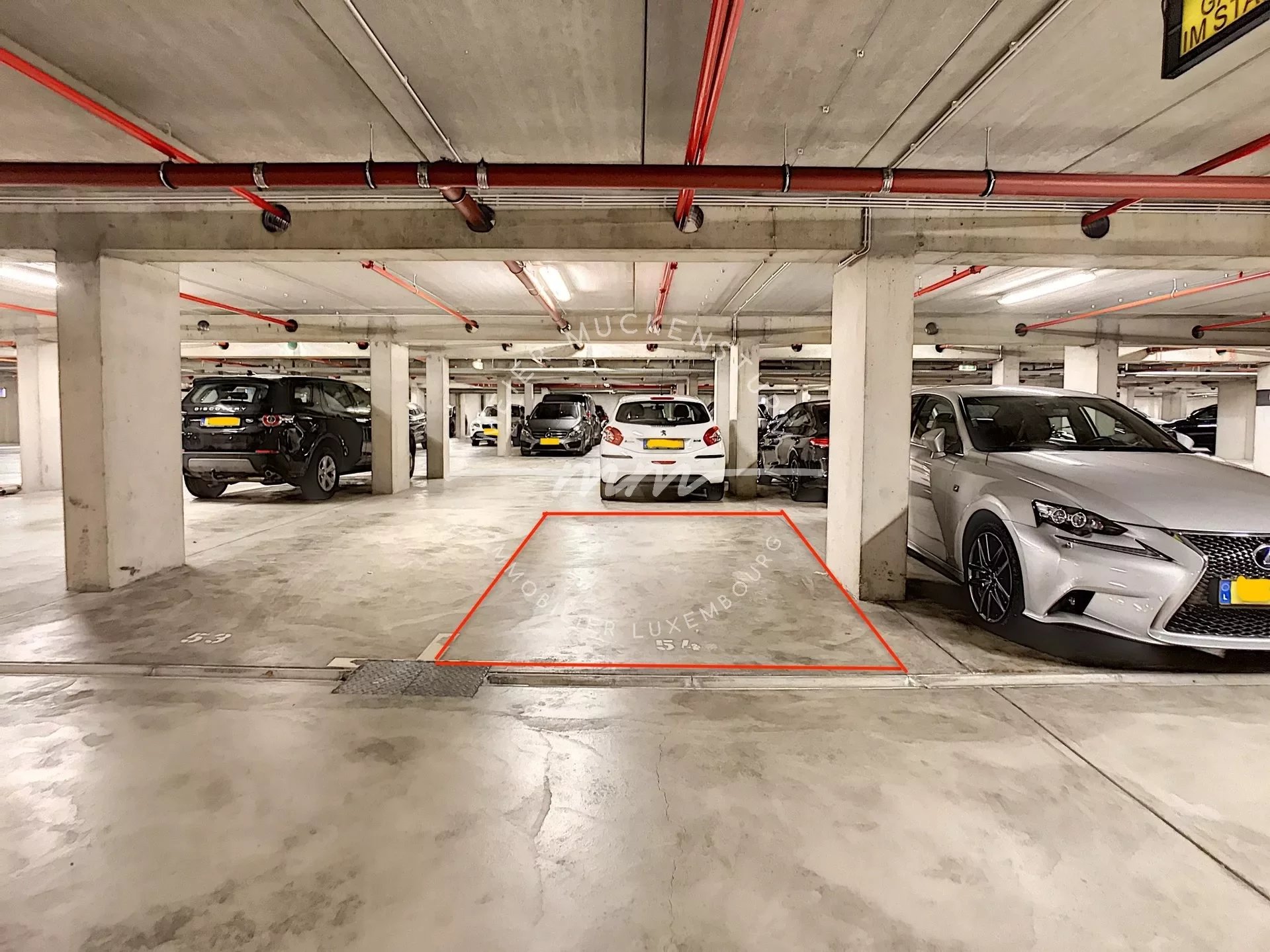 Garage-Parking à louer à BERTRANGE
