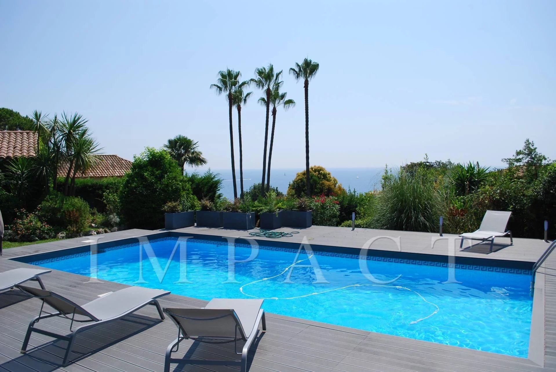 Villa renovated sea view to rent Cannes Californie