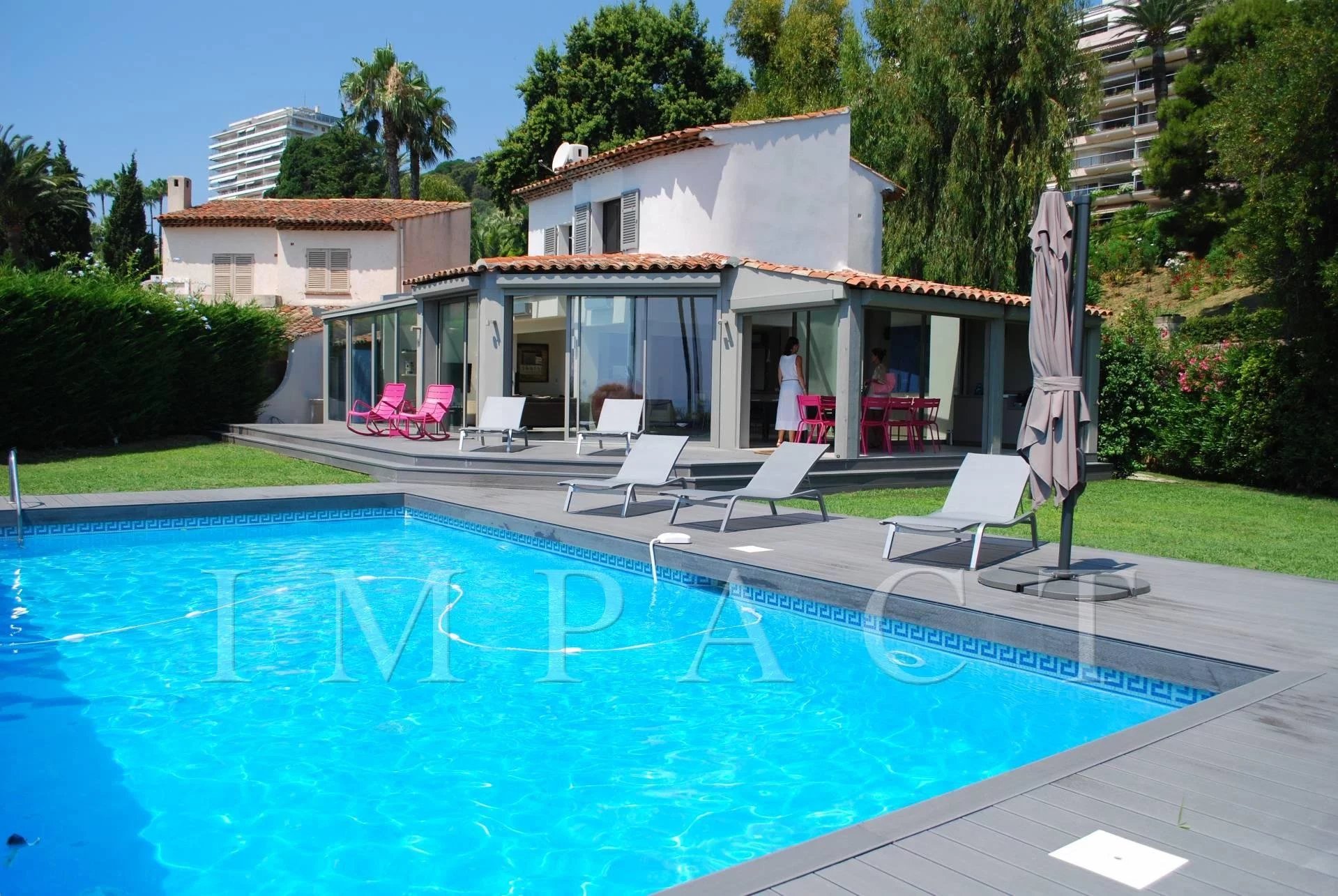 Villa neuve Vue Mer à louer, Cannes Califonie