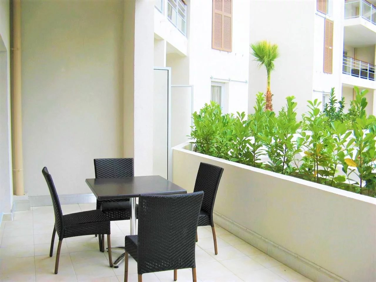 Apartment 15 min from the beach with swimming pool
