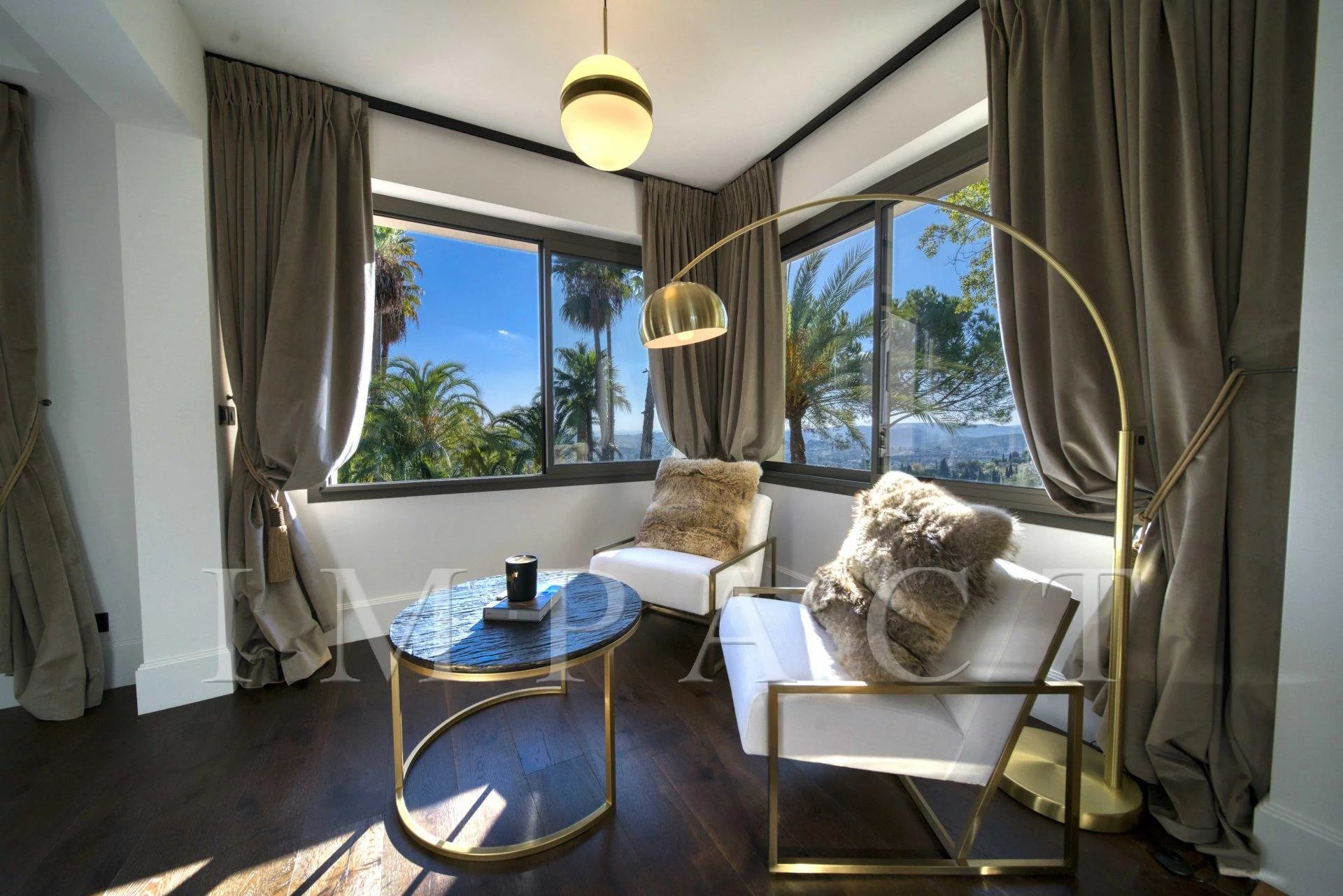 Luxury villa to rent in St Paul de Vence