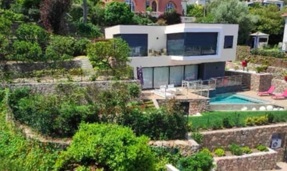 Golfe-Juan : Villa 3 chambres avec piscine