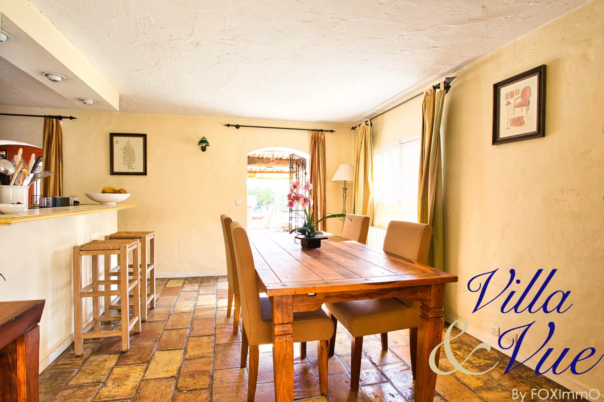 or sale large family villa 9P 4/6 bedrooms with outbuildings and pool