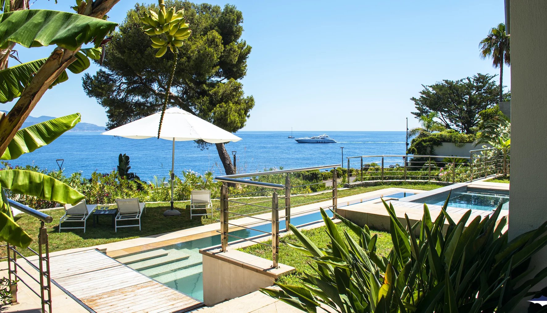 Monaco - Cap Martin seafront villa
