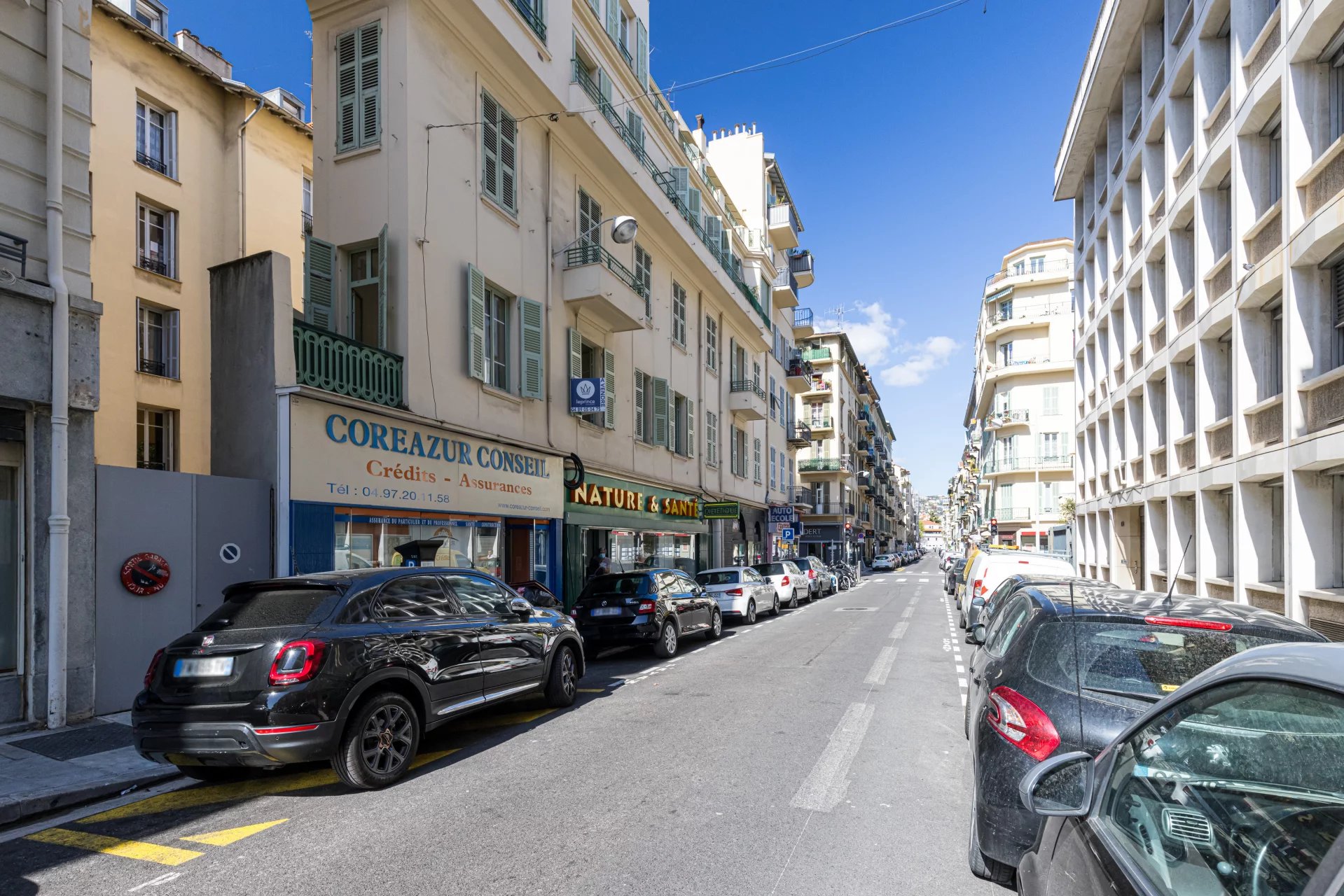 Nice City Center / Street Tonduti de L'Escarene - One Bedroom Apartment - Balcony