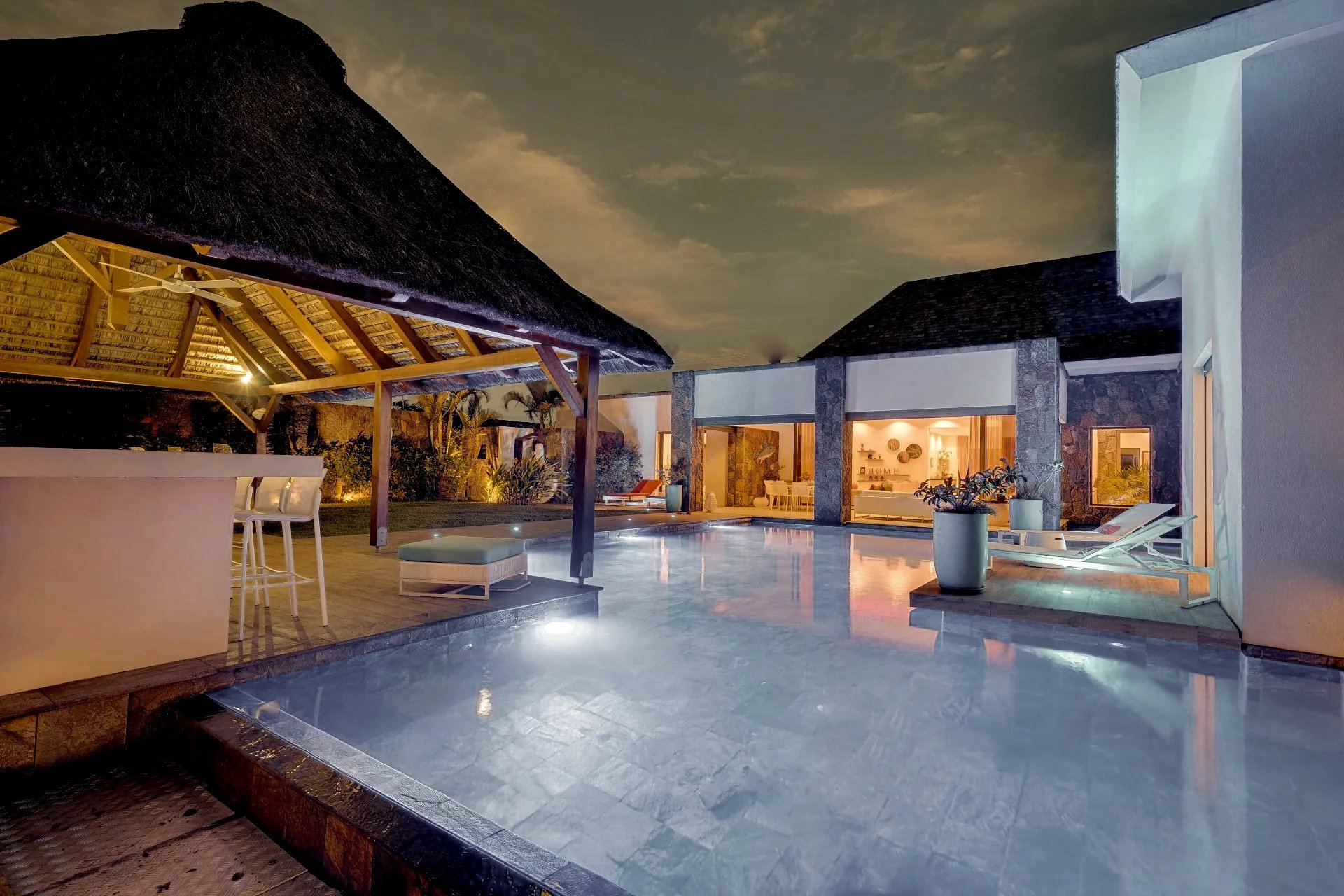 CAP MALHEUREUX - Luxurious villa close to the lagoon - 4 bedrooms