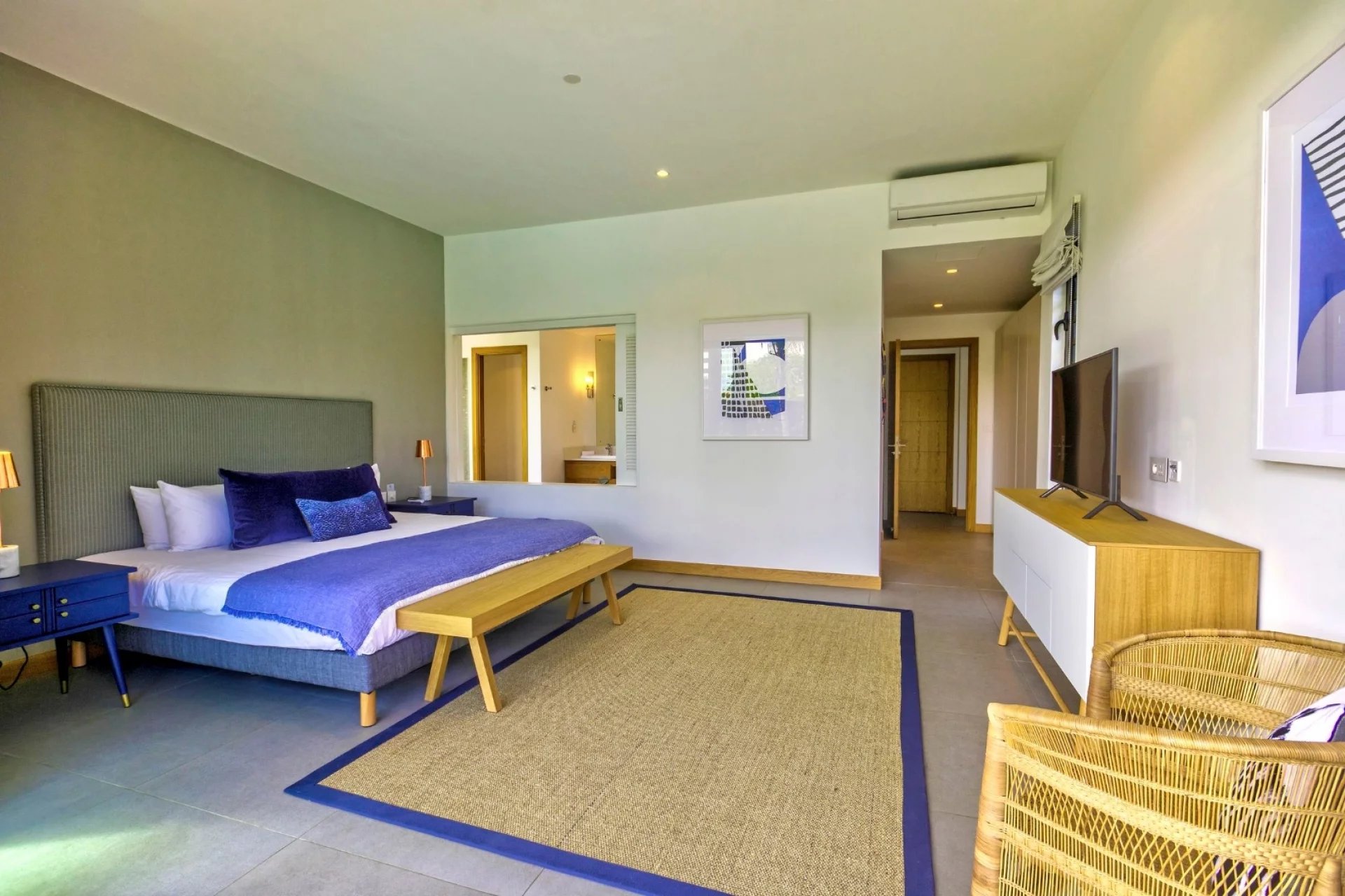 GRAND GAUBE - High-end villa - 4 bedrooms - picture 10 title=