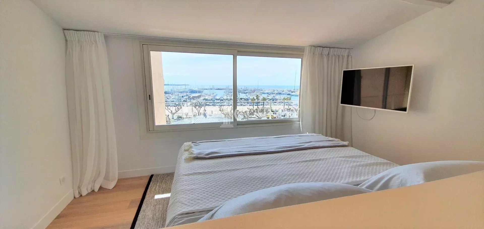 Photo of Apartment for sale in Cannes, Old Port