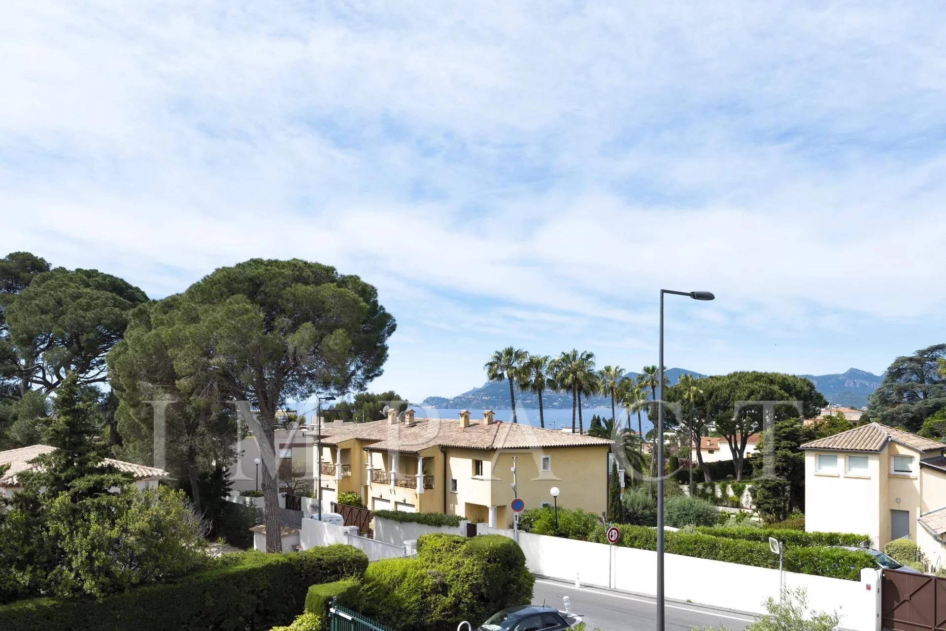 Penthouse Croix des Gardes Cannes for sale
