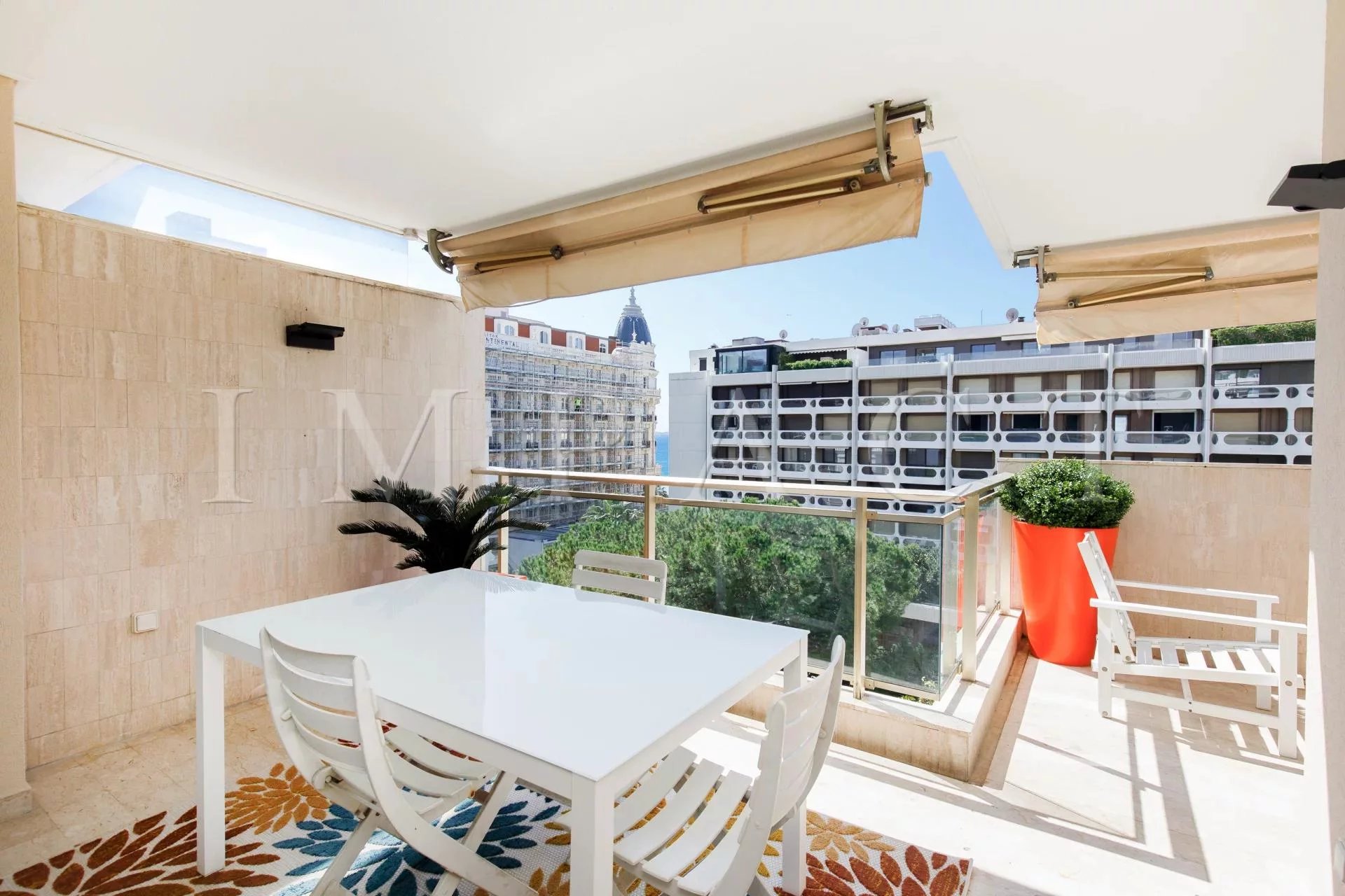 Location Saisonnière - Cannes Croisette - Appartement moderne
