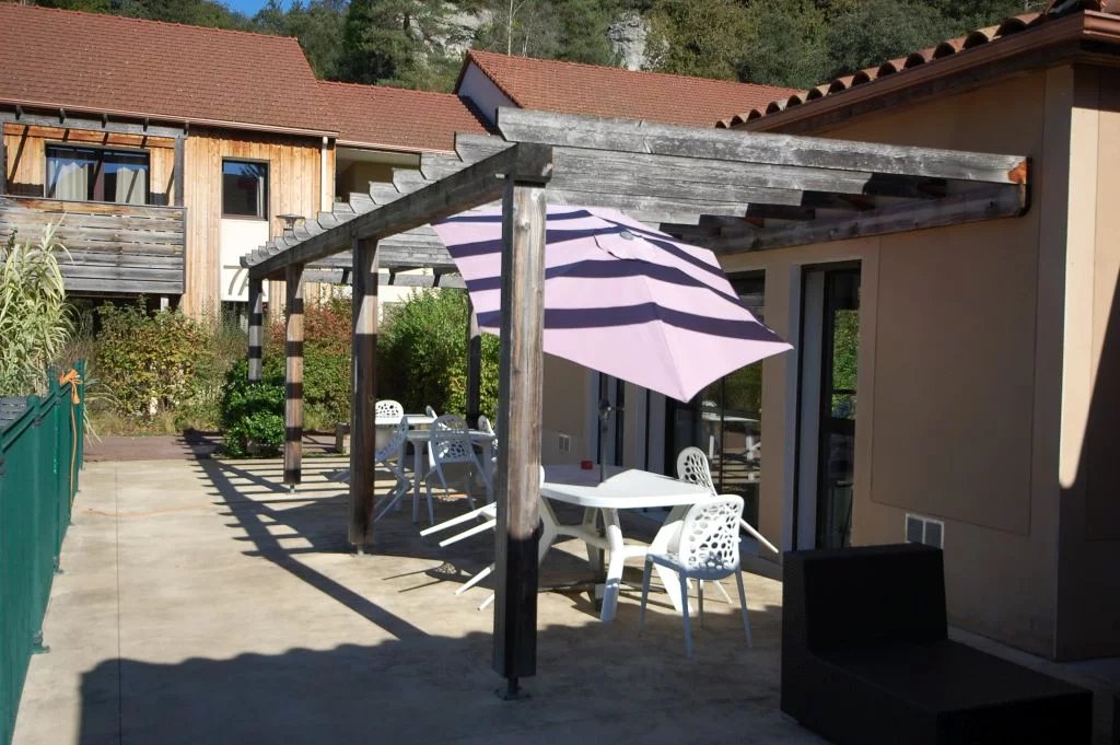 DORDOGNE - Appartment with parking plot in holiday residence