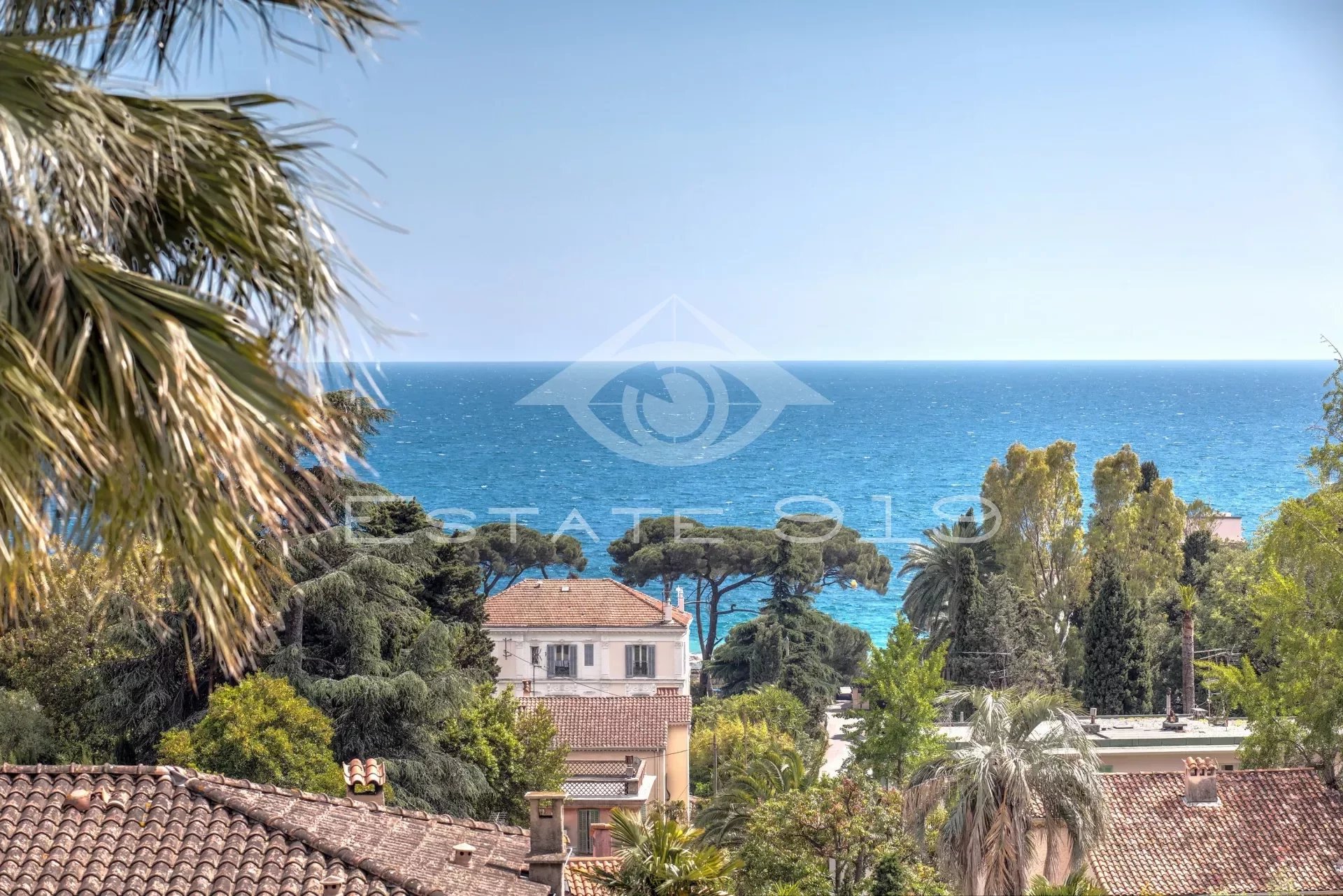 Cannes, luxieuse villa avec vue mer panoramique