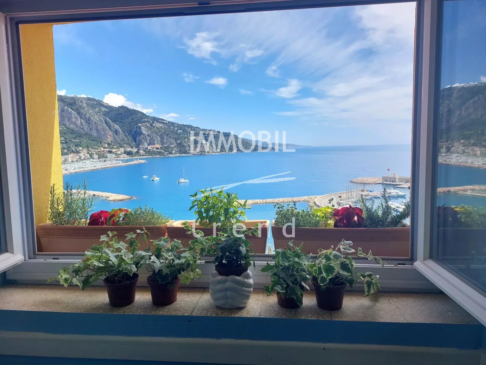 MENTON VIELLE VILLE 4 rooms sunny, panoramic view