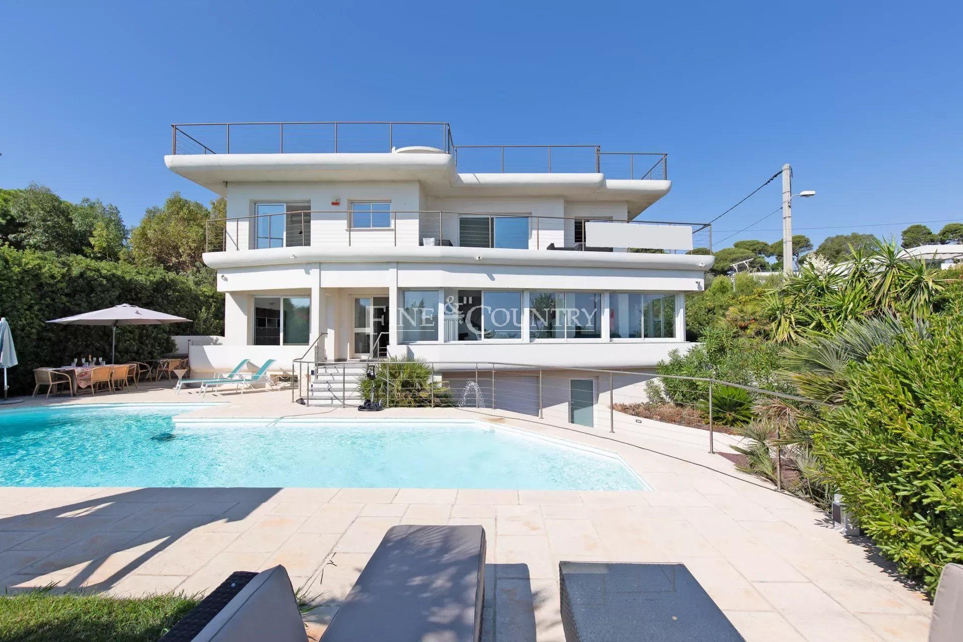 Photo of Seafront Villa for sale on the Cap d'Antibes