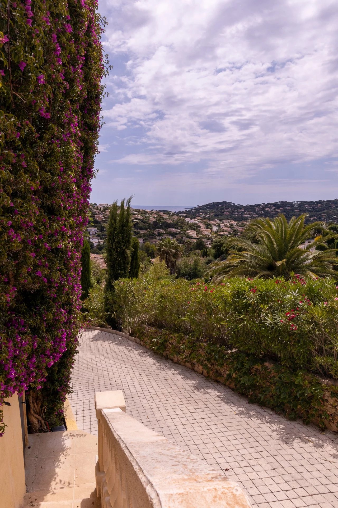 Wonderful large villa with panoramic views to the sea, Ste maxime