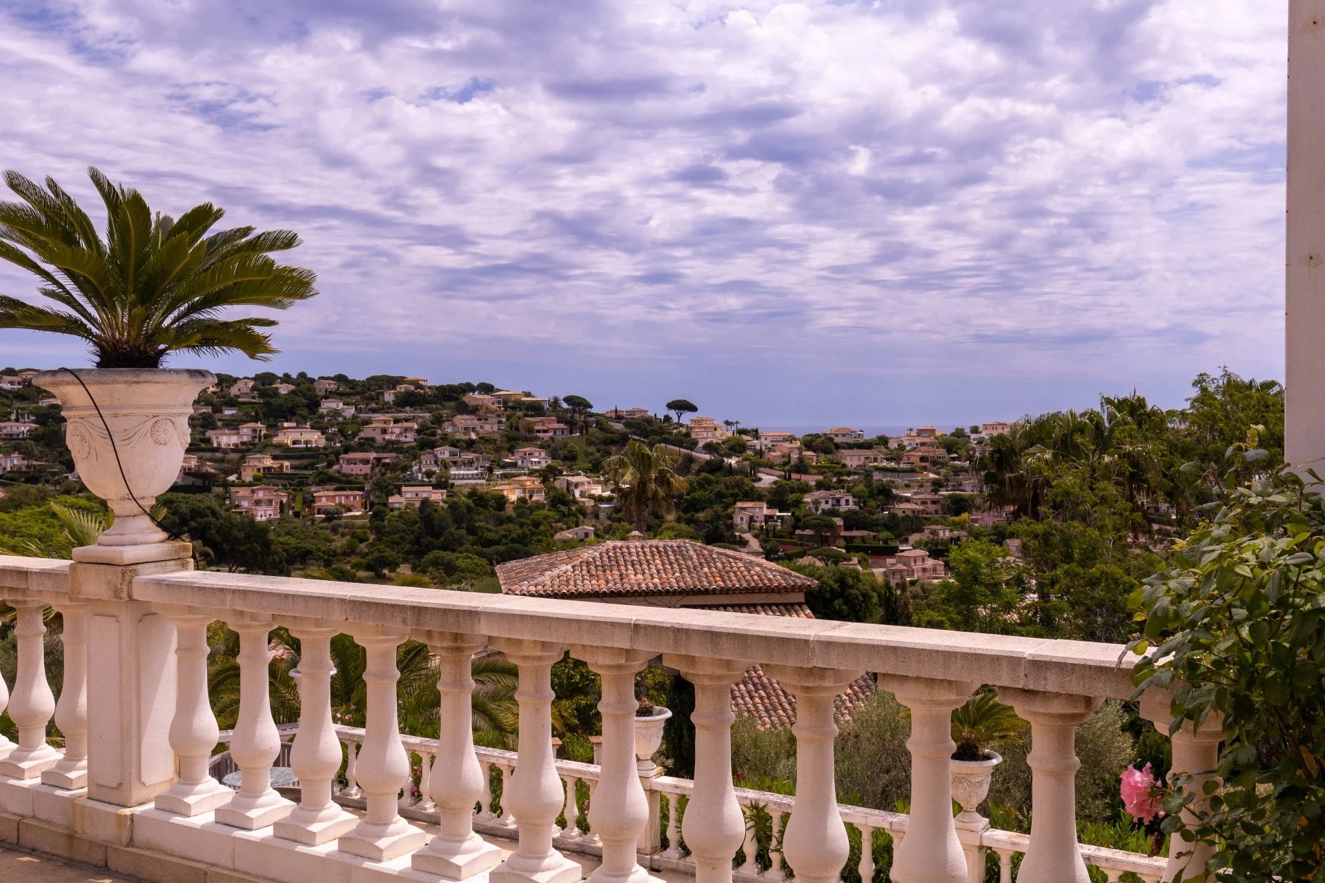 Merveilleuse grande villa avec vue panoramique sur la mer, Ste maxime