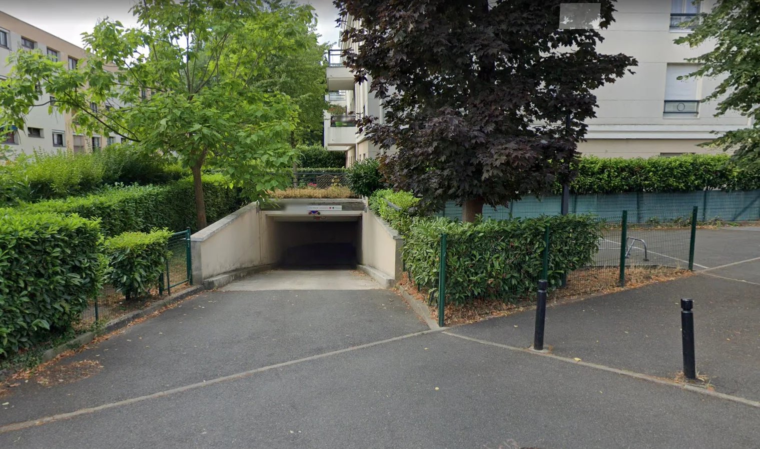 Places de parking centre ville Villecresnes