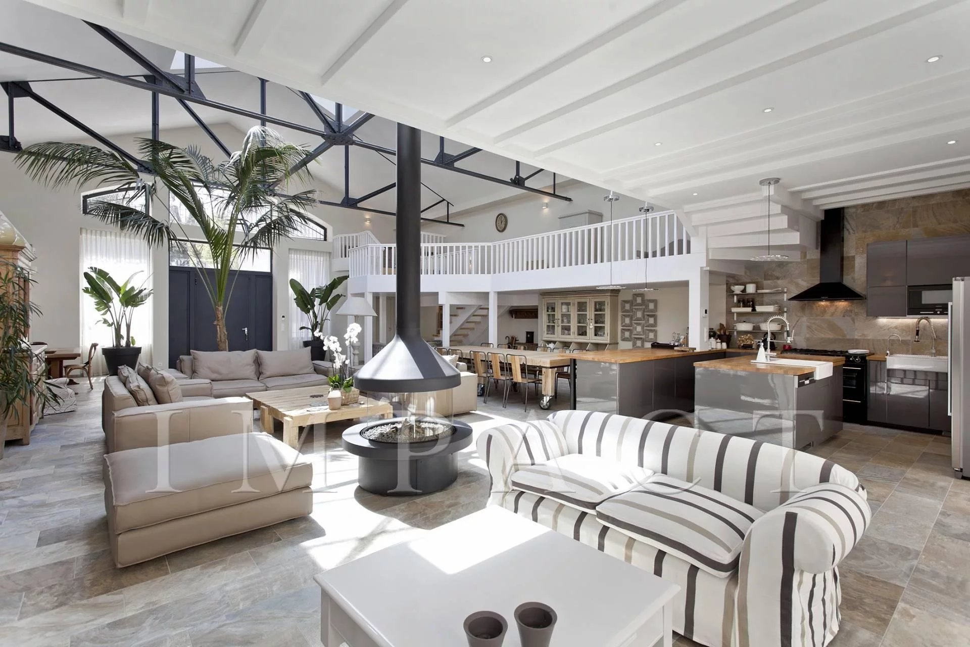 Loft apartment to rent, Cannes