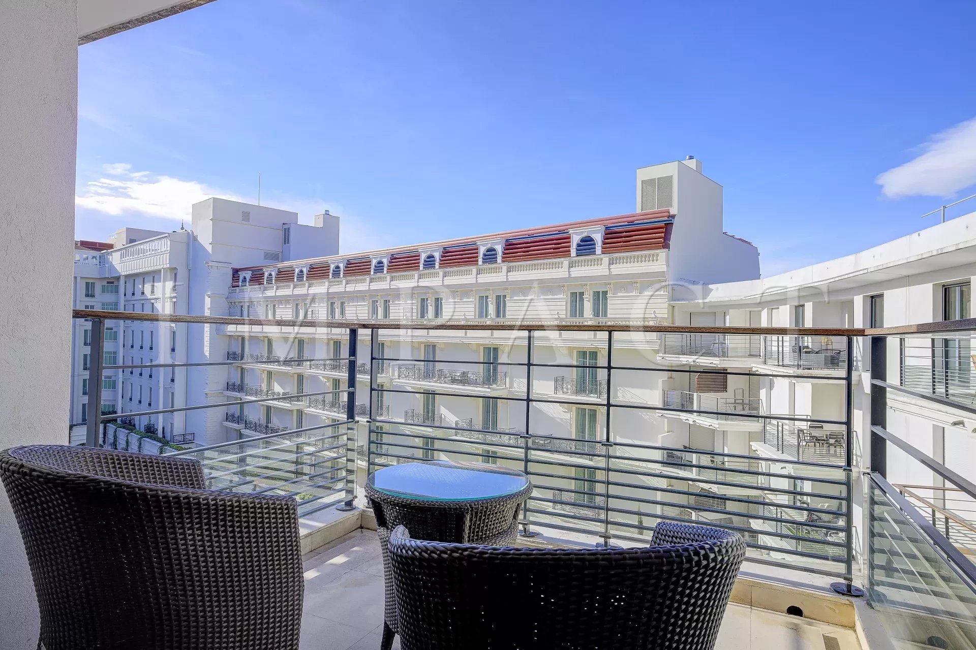 Location Nouvel appartement en plein centre de Cannes