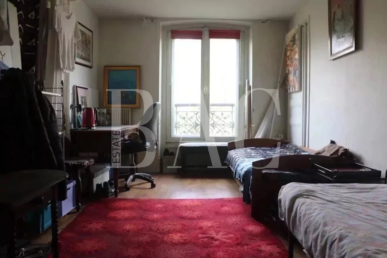 Paris 10 - 3 bedroom apartment - near Gare de l'Est