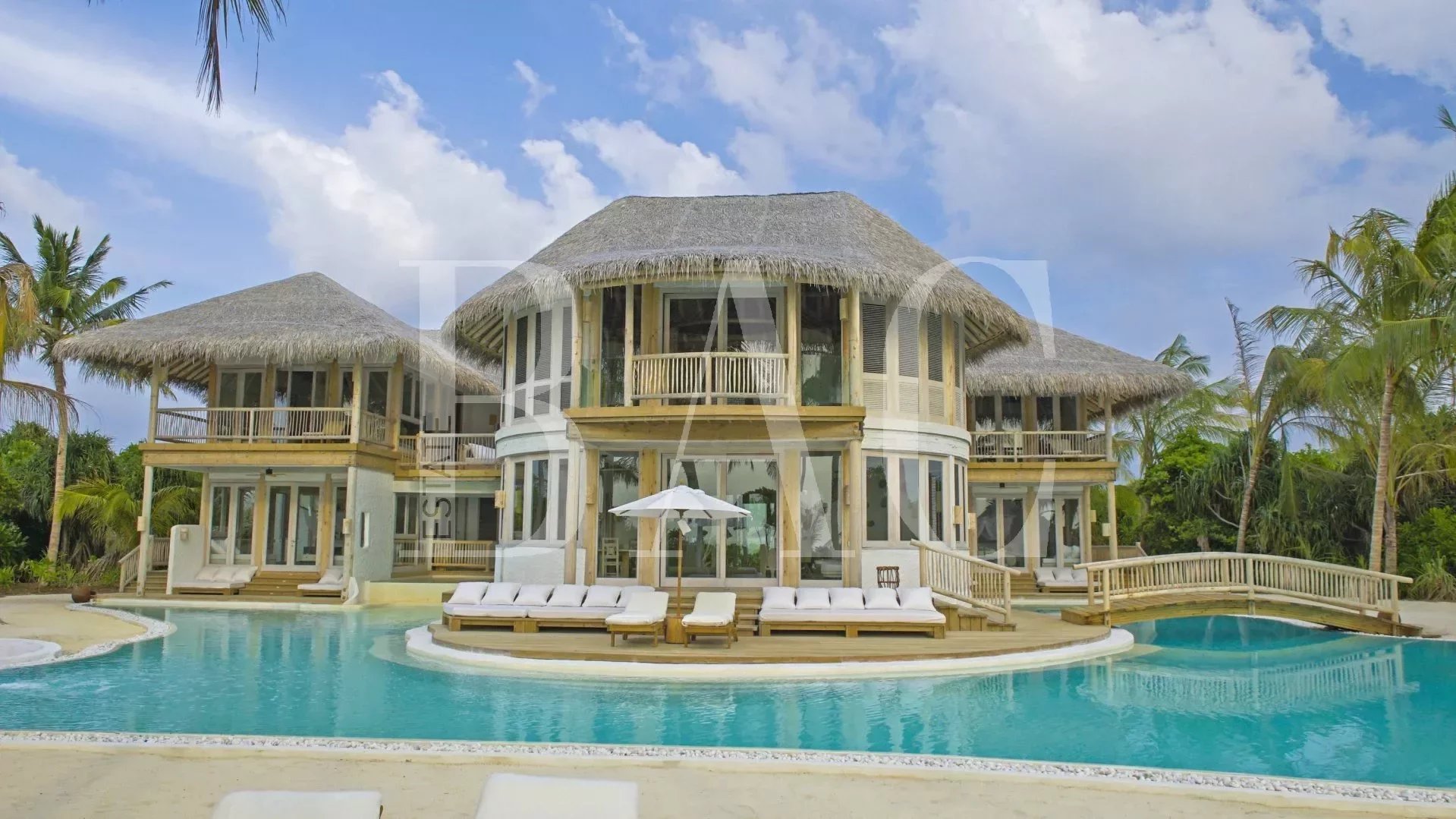 别墅在马尔代夫的一个岛上