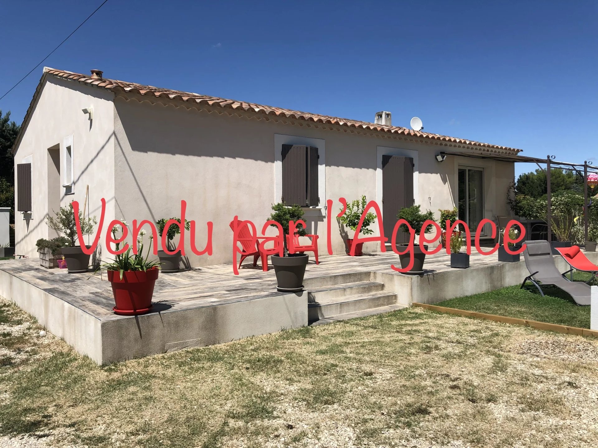 EN EXLUSIVITE. Jolie Villa PP avec vue luberon