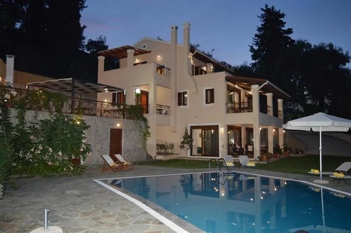 For sale 3-storey villa of 300 sq.meters on the island of Corfu. The semi-basement consists of 2 bedrooms, living room with kitchen, one shower WC, one WC. The ground floor consists of one bedroom, l