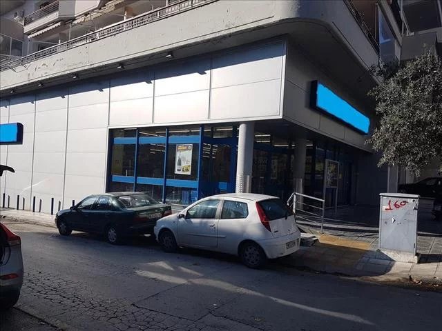 For sale business of 950 sq.meters in Thessaloniki. Business has interior layout.