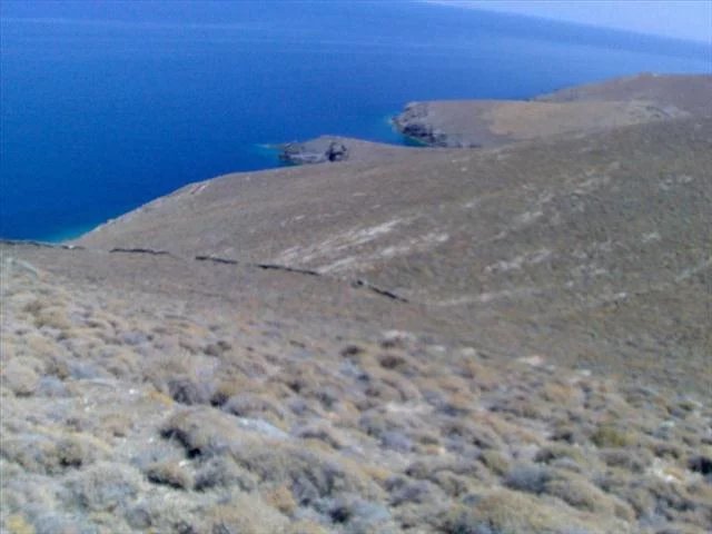 For sale Land 839000 sq.meters in Cyclades. The territory has water supply, with building permission to 17920 sq.meters.. . The plot is located on the island of Syros. This is the island where Greek