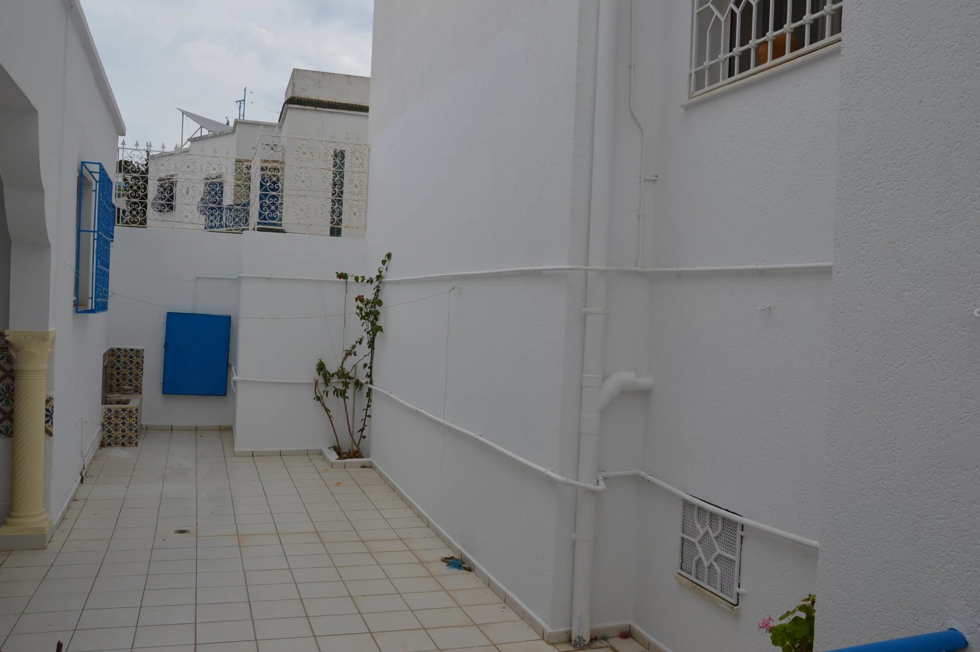 A louer villa S+6 à Sidi Bou Said