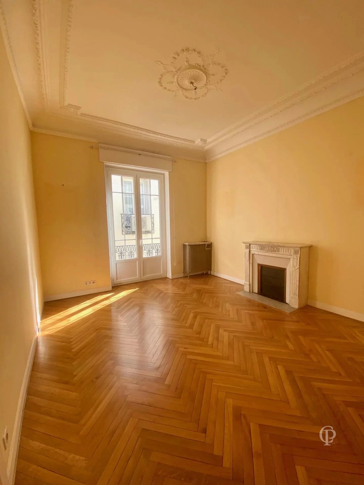 NICE PASSY/PASSY DEPOILLY 2/3 BEDROOMS