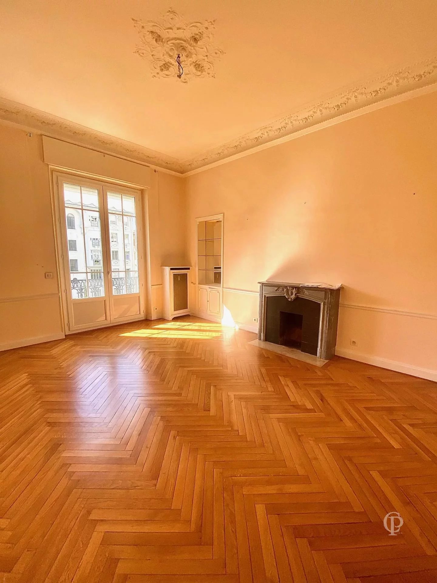 NICE PASSY/PASSY DEPOILLY 2/3 BEDROOMS