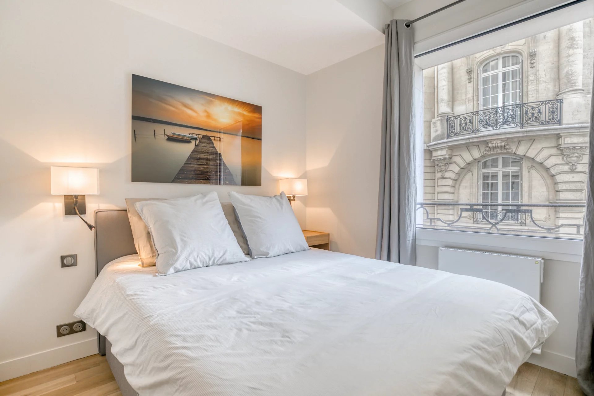 Sale Apartment - Paris 8th (Paris 8ème)
