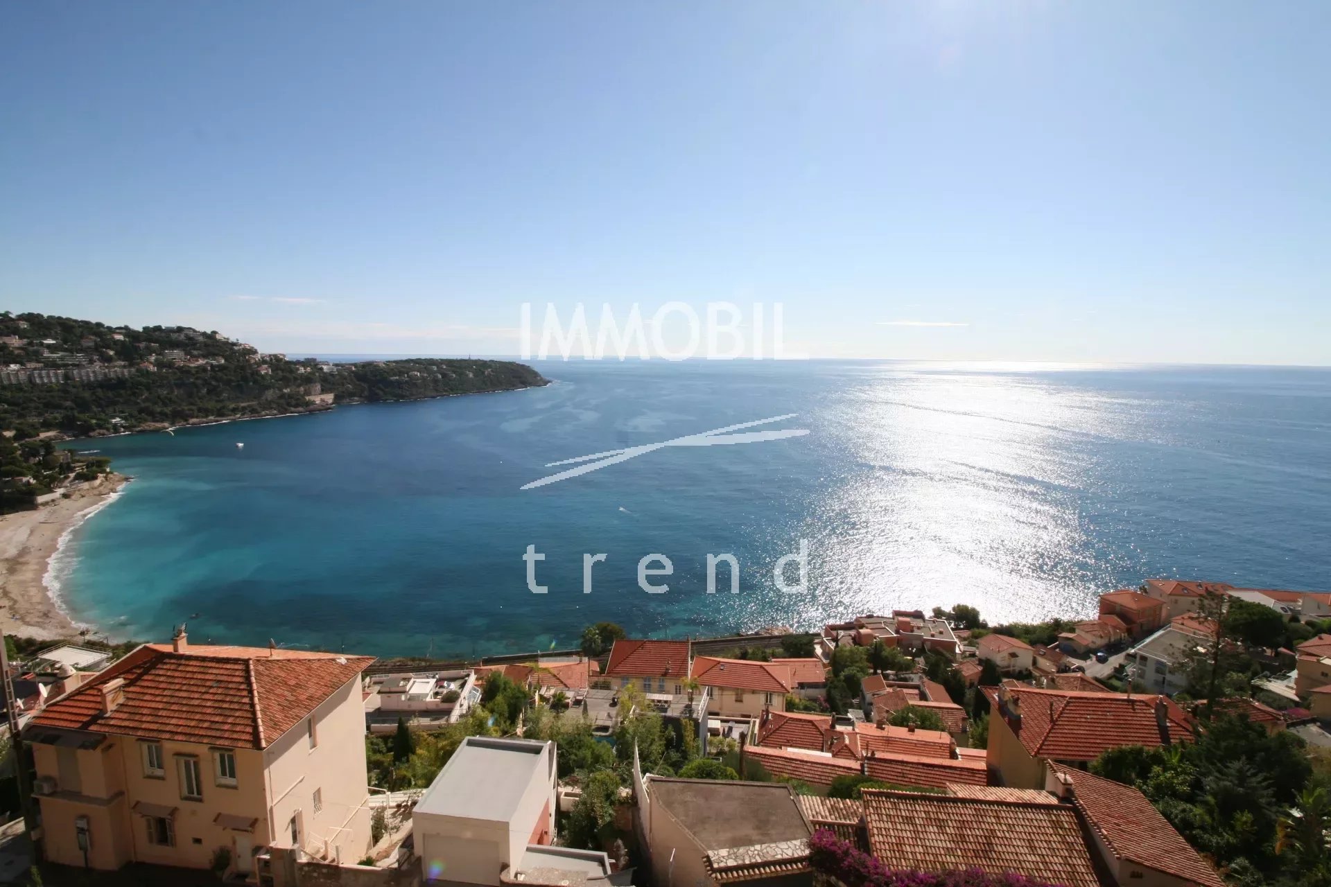 SOLE AGENT ! ROQUEBRUNE CABBE GOLFE BLEU - Top floor with panoramic sea view
