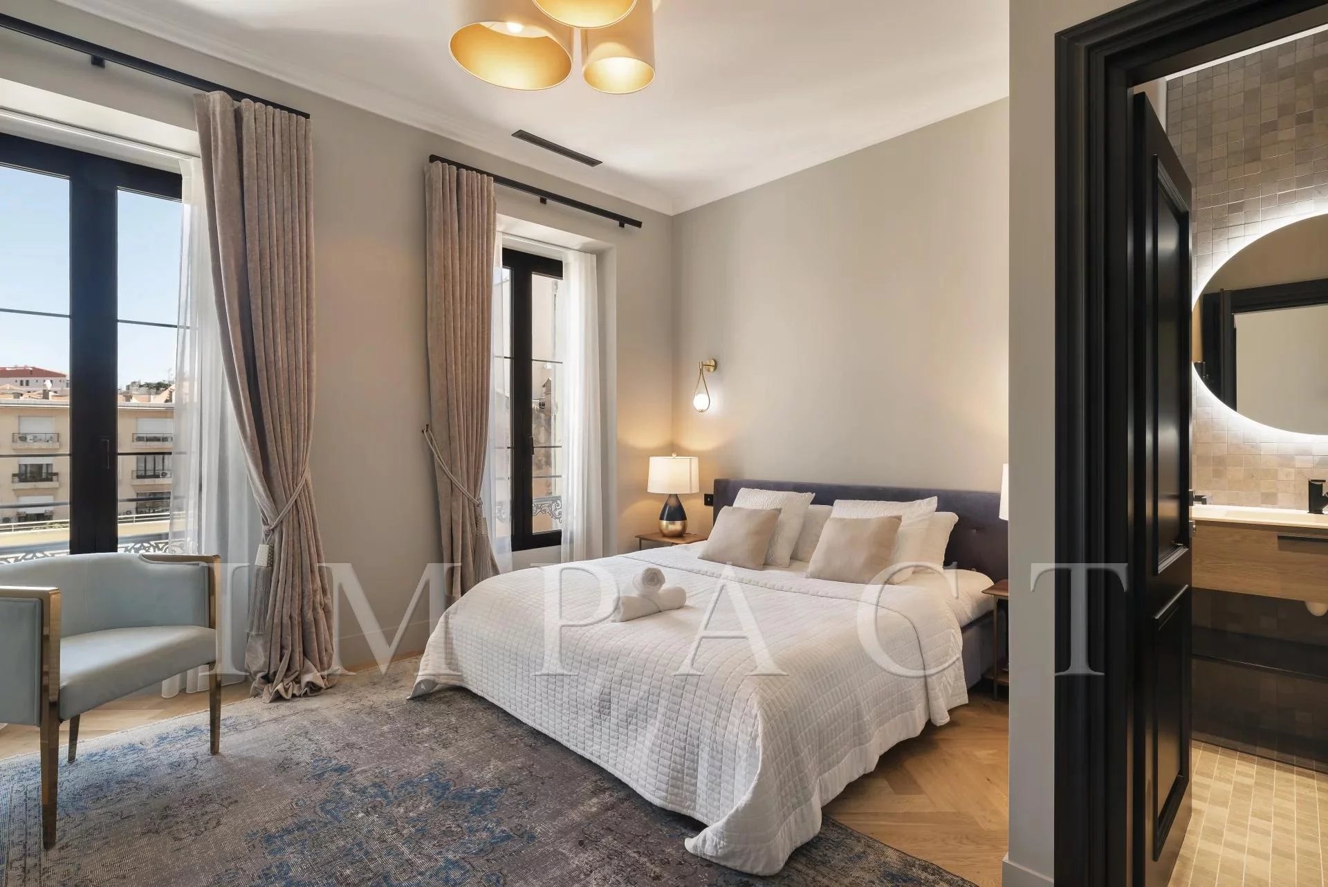 4 bedrooms apartment for sale  Center of  Cannes