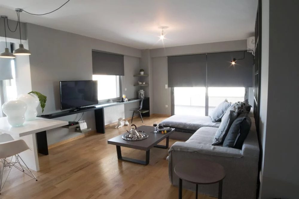 Apartment with sea view 85 m2, Vouliagmeni, € 2,000