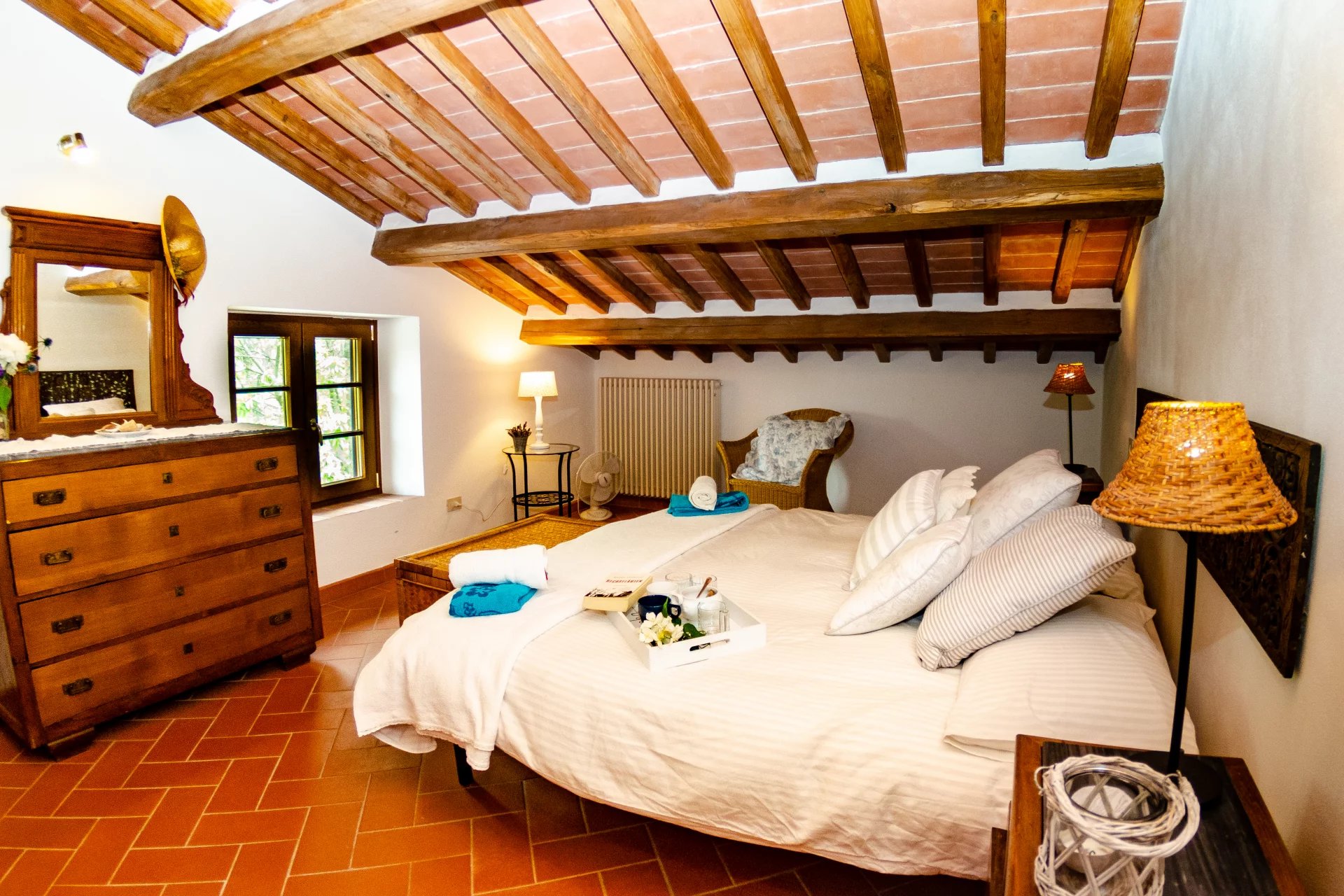 ITALY, TUSCANY, LUCCA, FARMHOUSE WITH POOL, FOR 6 PERSONS