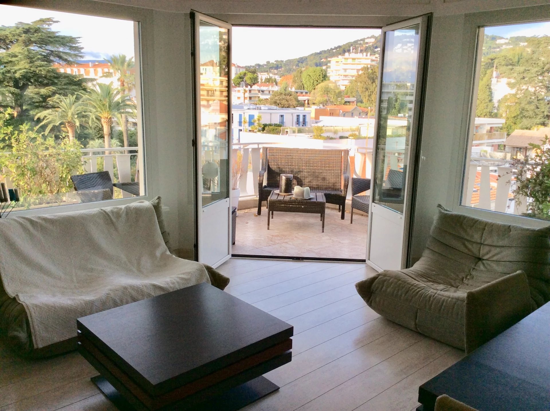 Sale Apartment - Cannes Basse Californie